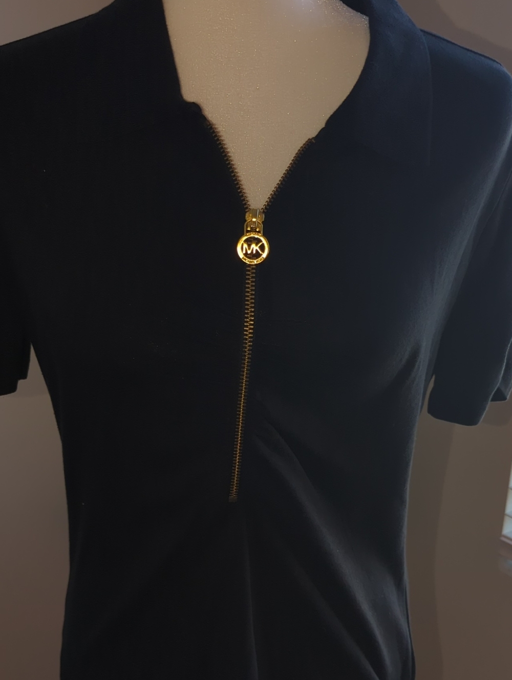MK Short sleeve zip-front tee